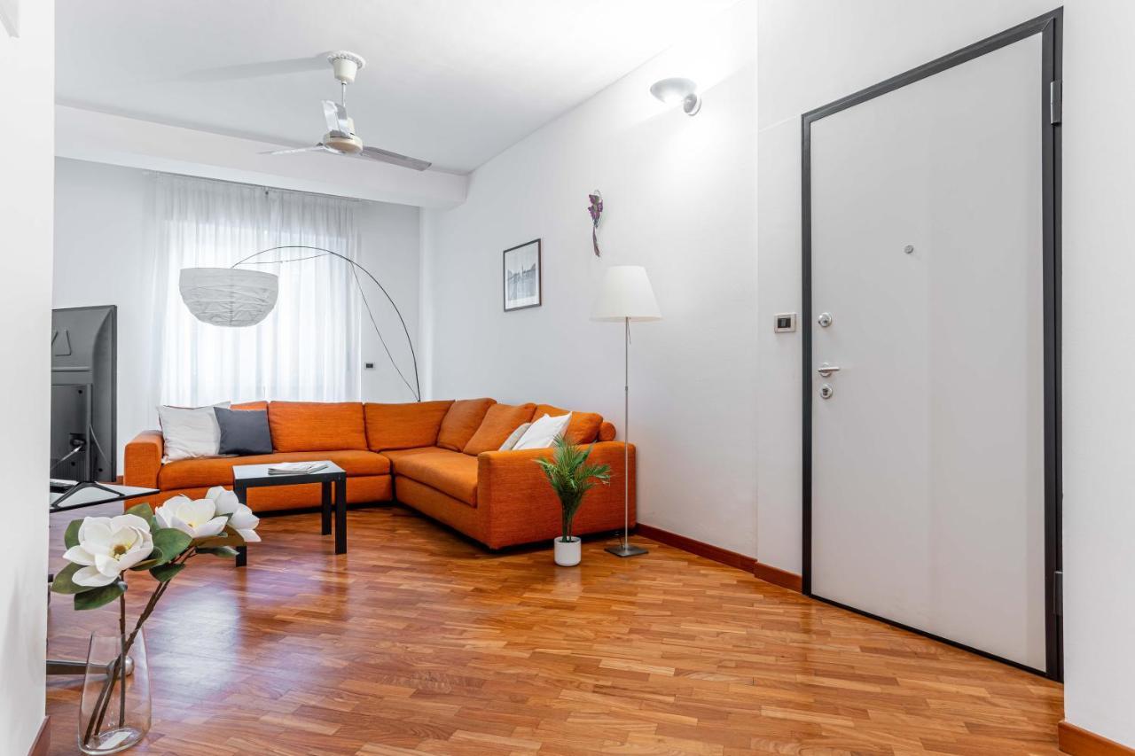 Joivy Lovely And Inviting Flat With Balcony Milán Exterior foto