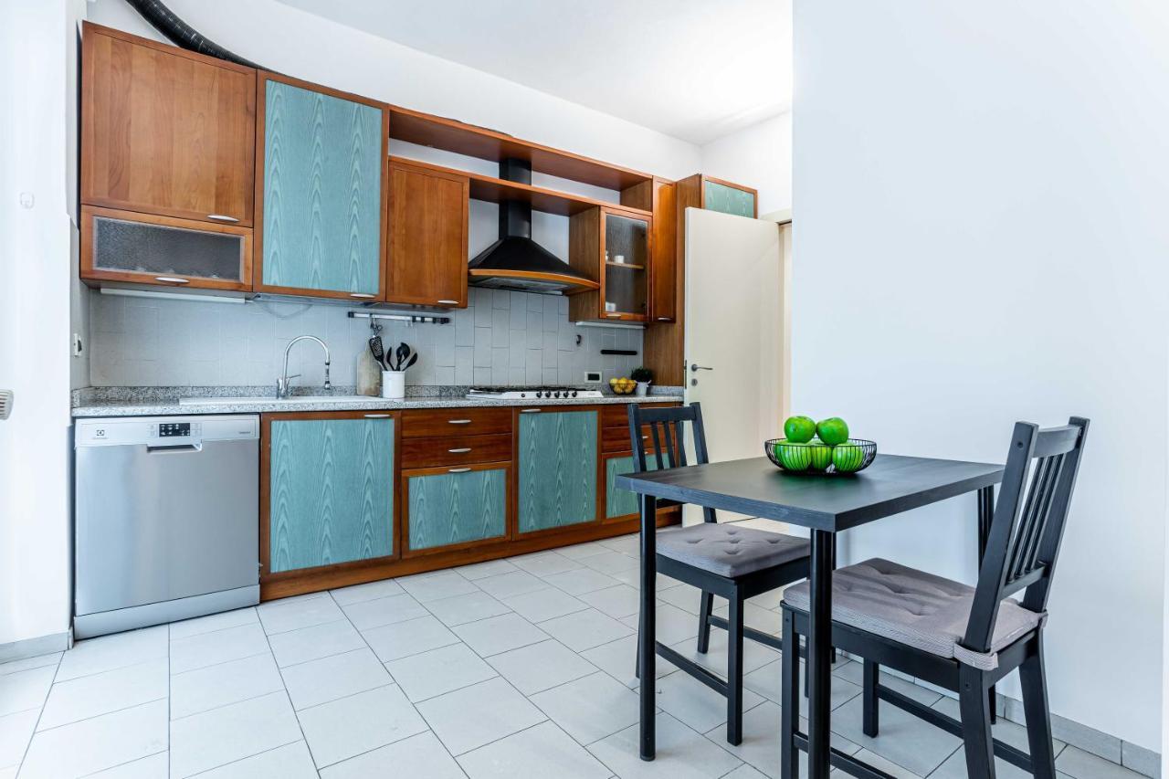 Joivy Lovely And Inviting Flat With Balcony Milán Exterior foto