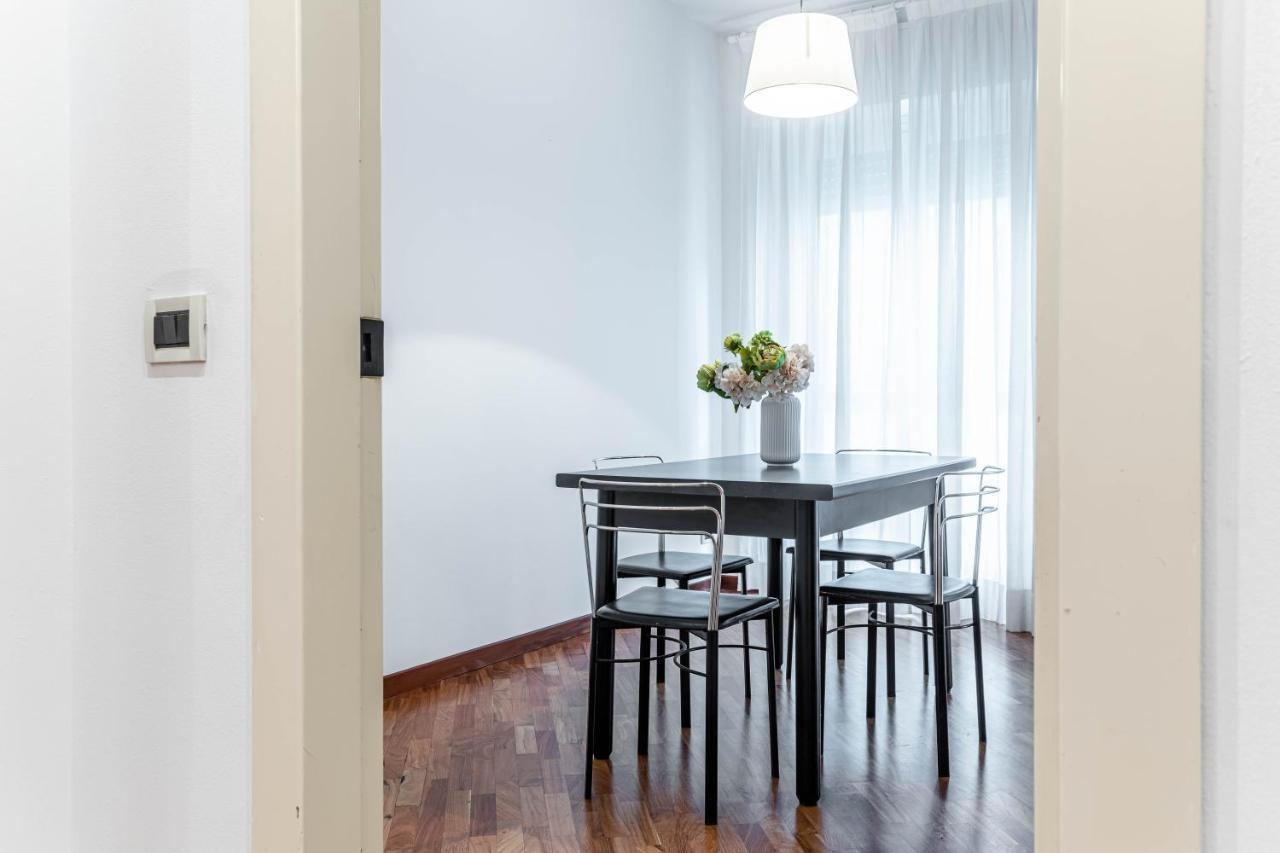 Joivy Lovely And Inviting Flat With Balcony Milán Exterior foto